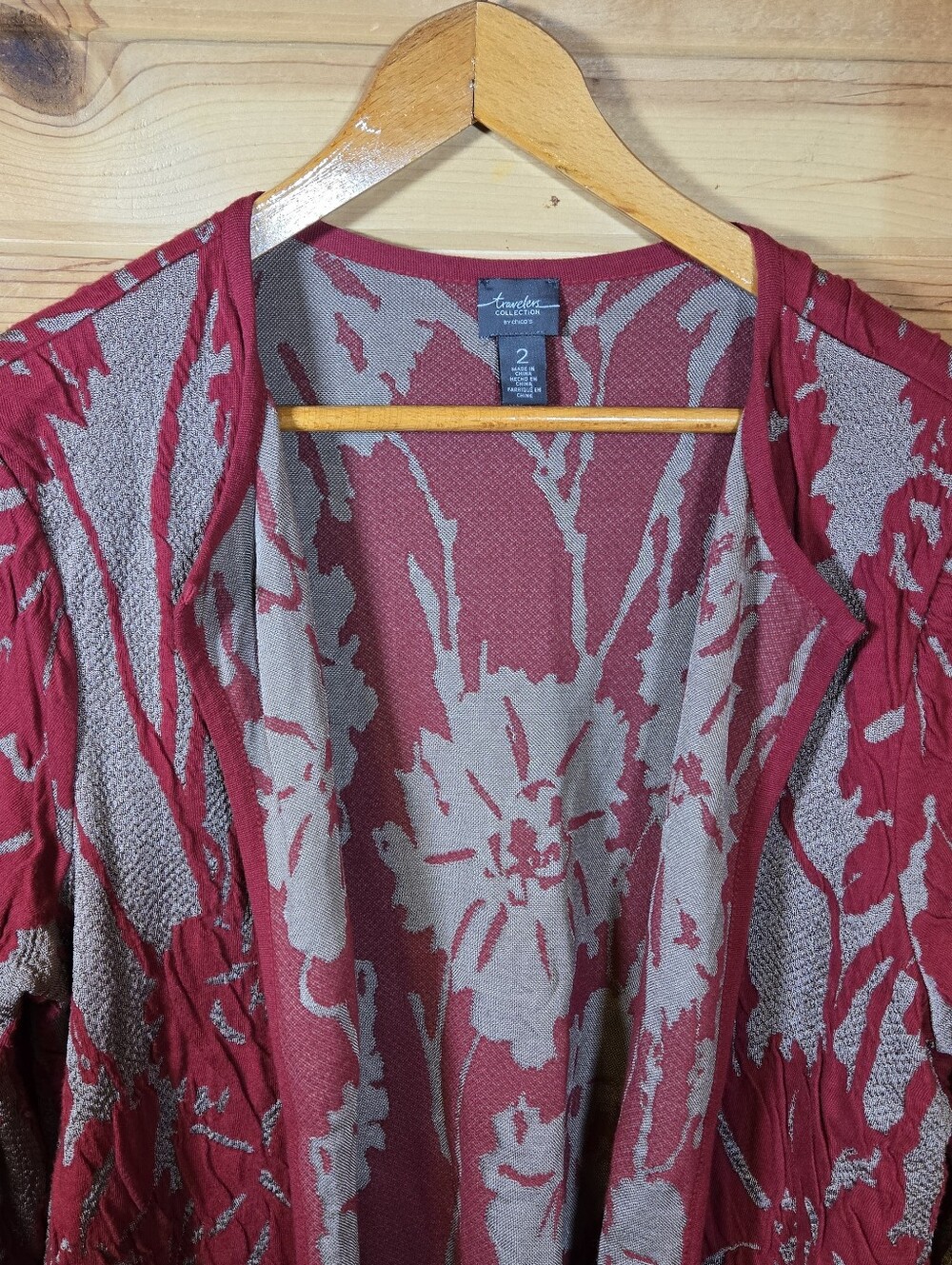 Chico's Travelers Open Front Cardigan 2 Large Red Gray Floral Print 3/4 Sleeve